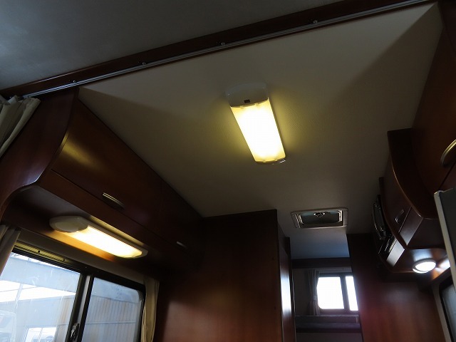 キャンピングカー キャブコン ｶﾑﾛｰﾄﾞ 東和 ｳﾞｫｰﾝR2B　FFﾋｰﾀｰ