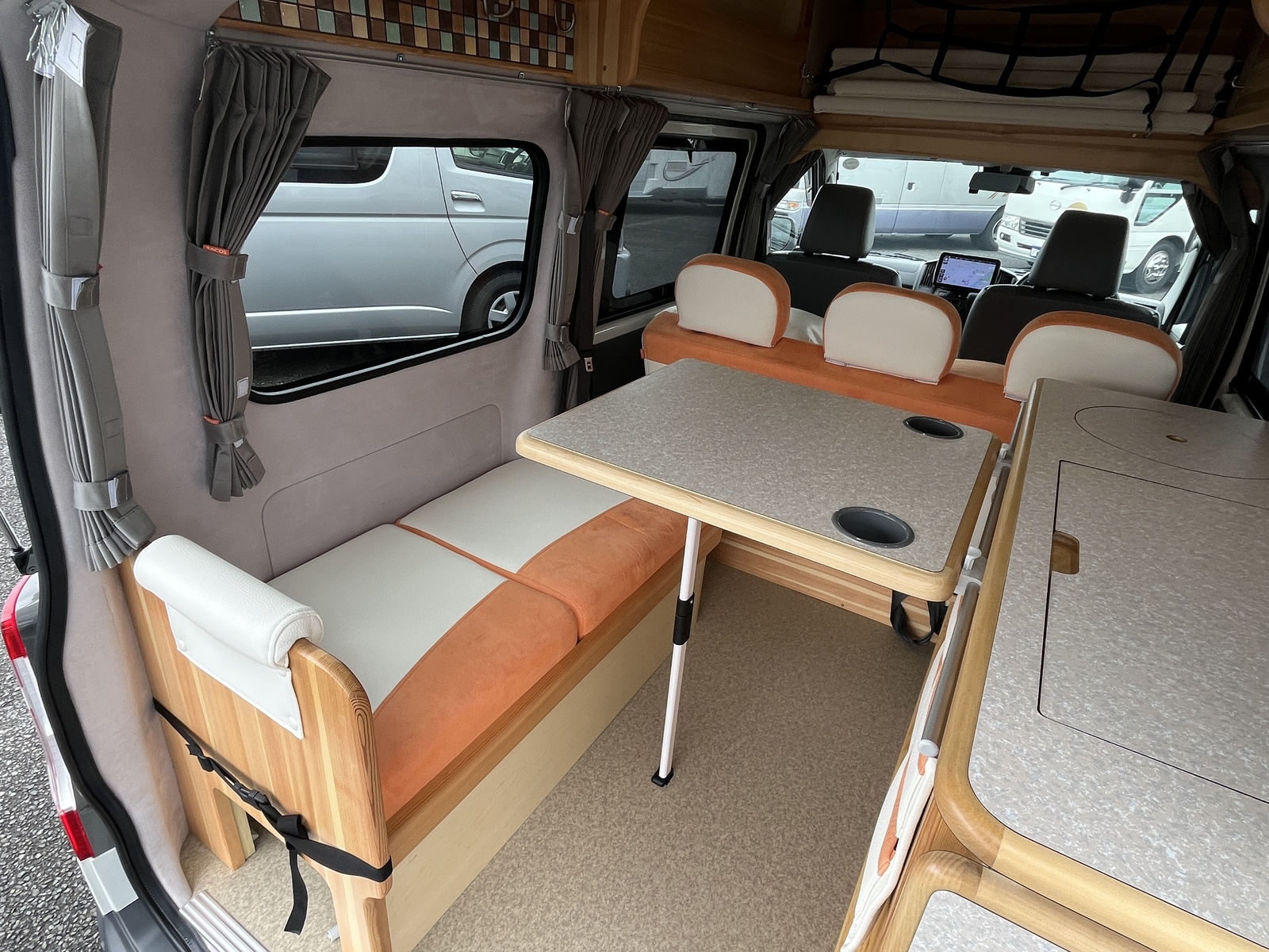 キャンピングカー バンコン ﾀｺｽ ﾊﾅ 1ｵｰﾅｰ 木目風ｽﾃｯｶｰ FFﾋｰﾀｰ