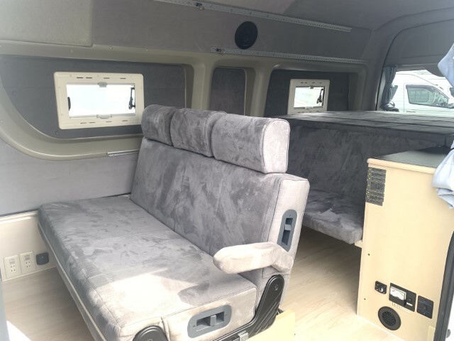 キャンピングカー バンコン ﾅｯﾂRV ﾄｲｴｰｽ 4駆 FFﾋｰﾀｰ ｵｰﾆﾝｸﾞx2