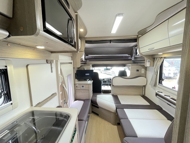 キャンピングカー キャブコン ｶﾑﾛｰﾄﾞ 東和 ｳﾞｫｰﾝｴｸｽｸﾙｰｼﾌﾞR2B