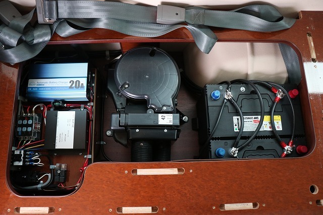 キャンピングカー バンコン ﾊｲｴｰｽ FOCS DSﾘﾉﾀｸﾐ FFﾋｰﾀｰ 4WD