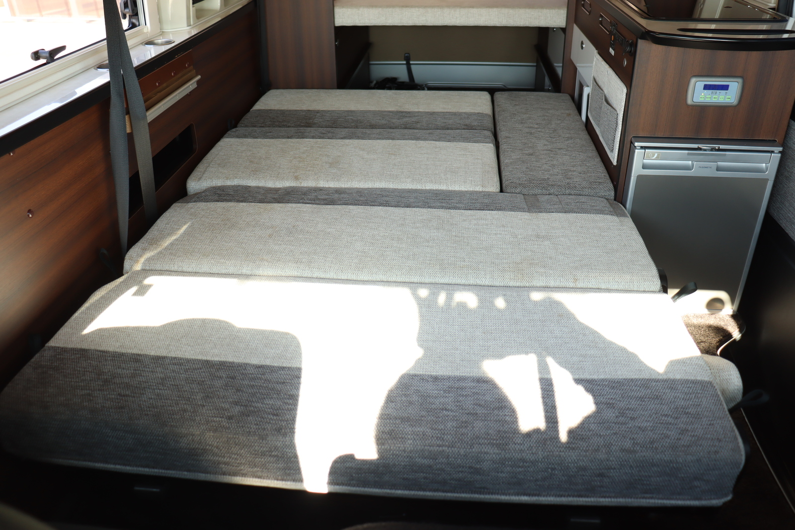 キャンピングカー バンコン ﾊｲｴｰｽ ﾃﾞﾙﾀﾘﾝｸ ﾀﾞｰｳｨﾝQ3