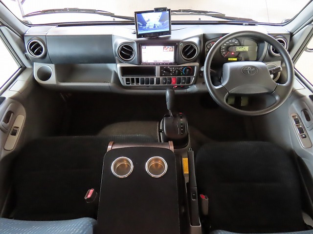 キャンピングカー キャブコン ｶﾑﾛｰﾄﾞ ﾊﾞﾝﾃｯｸ ｼﾞﾙ520 4WD