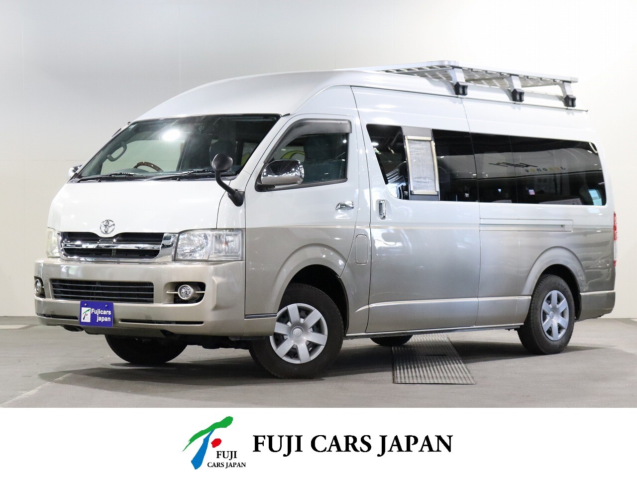 キャンピングカー バンコン ハイエース AtoZ　アメリア　4WD　12V冷蔵庫