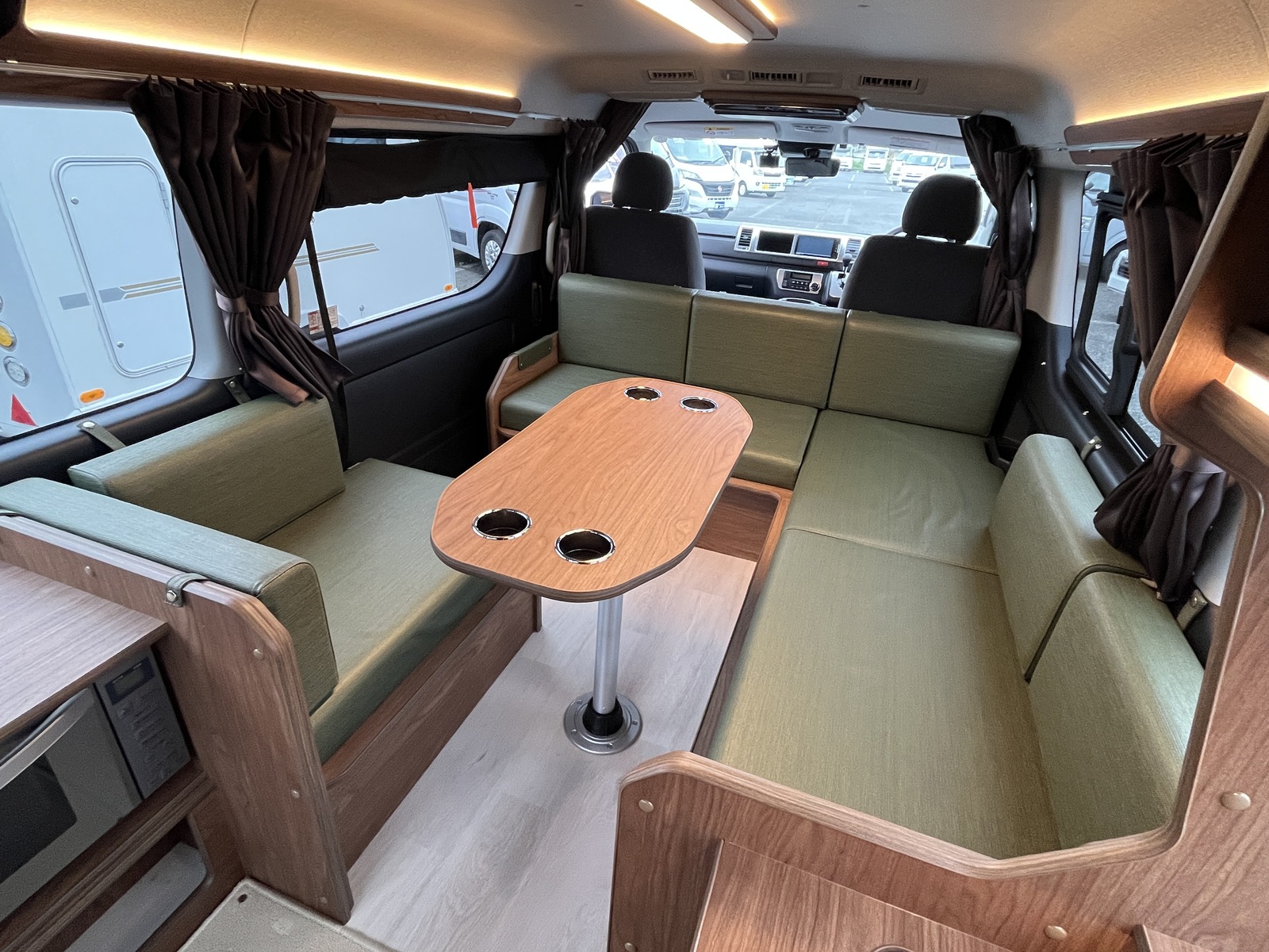 キャンピングカー バンコン FOCS DS-L FFﾋｰﾀｰ ﾚﾝｼﾞ 4駆 1ｵｰﾅｰ