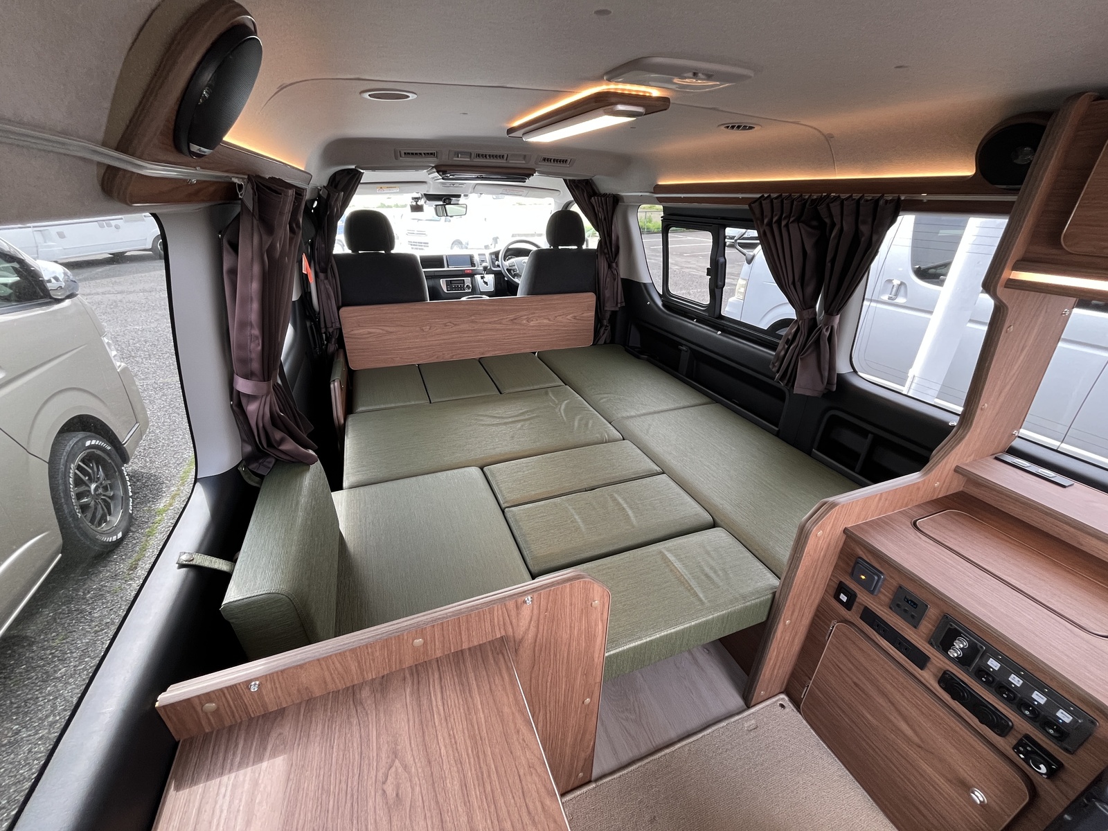 キャンピングカー バンコン FOCS DS-L FFﾋｰﾀｰ ﾚﾝｼﾞ 4駆 1ｵｰﾅｰ