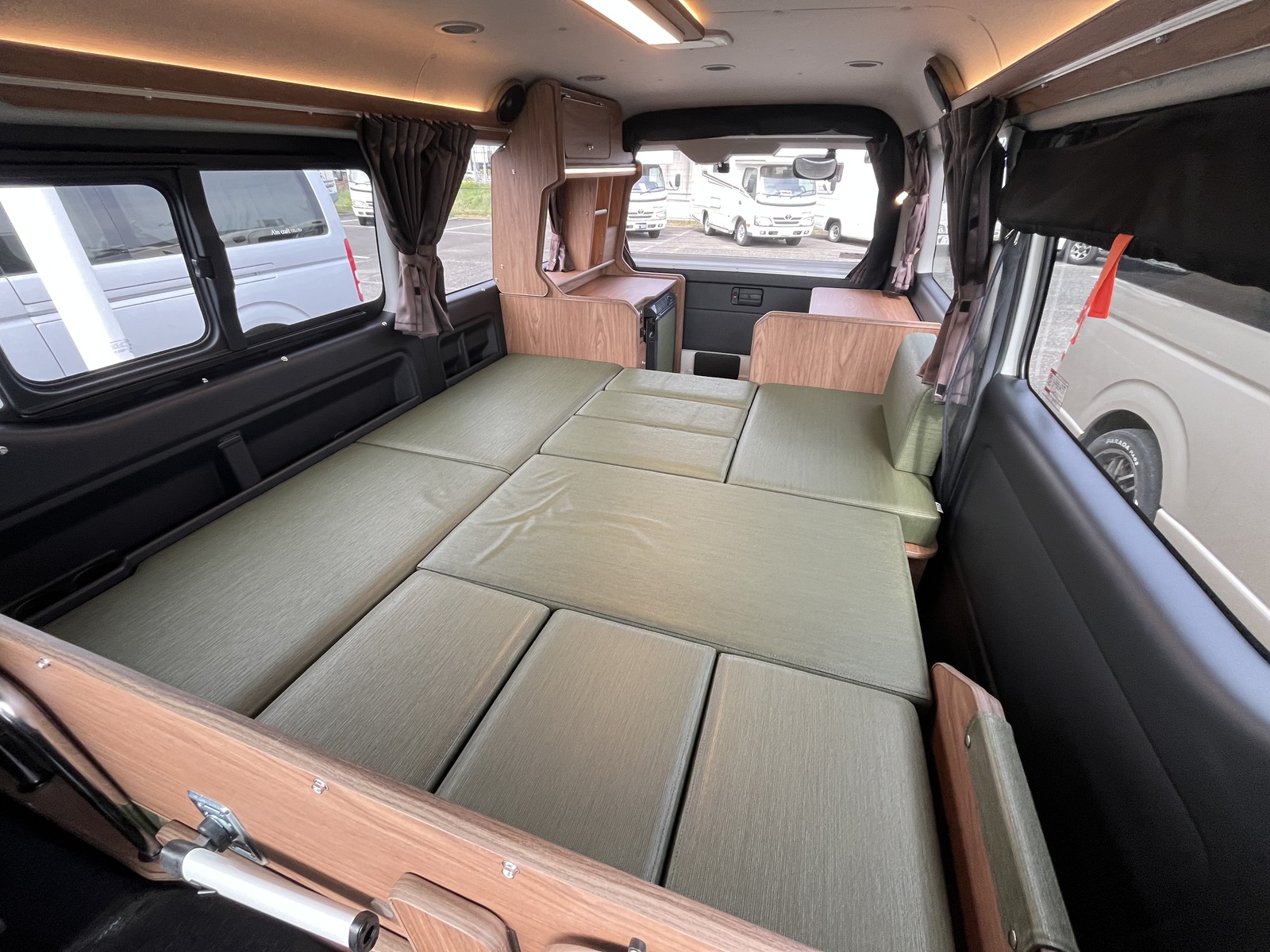 キャンピングカー バンコン FOCS DS-L FFﾋｰﾀｰ ﾚﾝｼﾞ 4駆 1ｵｰﾅｰ