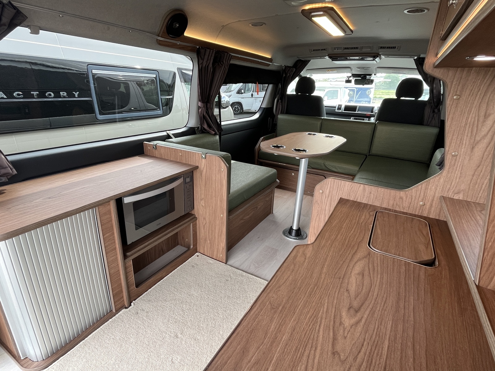 キャンピングカー バンコン FOCS DS-L FFﾋｰﾀｰ ﾚﾝｼﾞ 4駆 1ｵｰﾅｰ