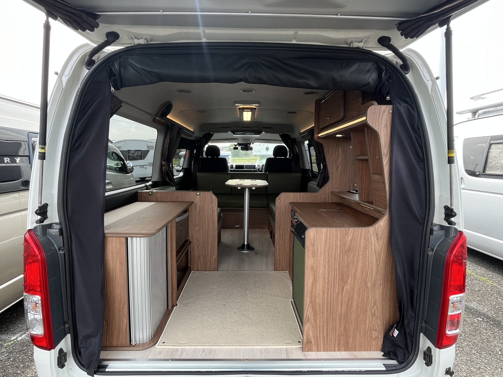 キャンピングカー バンコン FOCS DS-L FFﾋｰﾀｰ ﾚﾝｼﾞ 4駆 1ｵｰﾅｰ