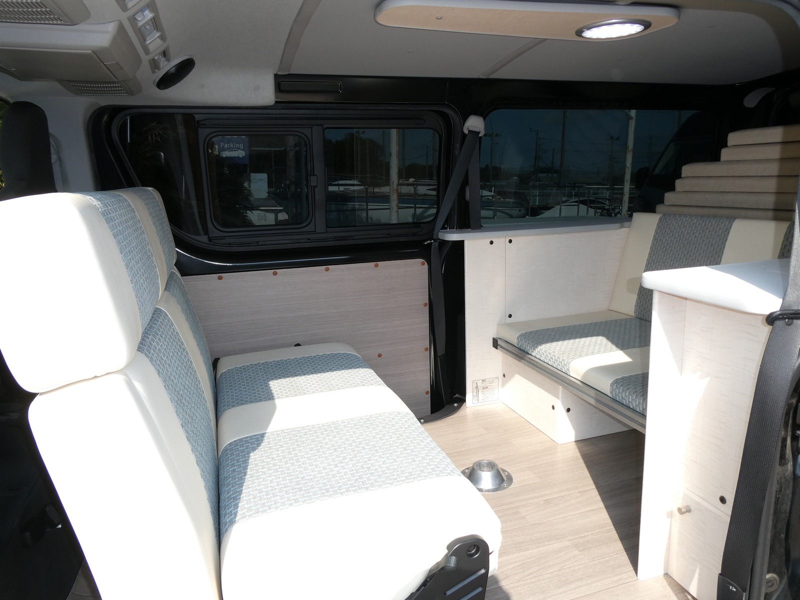 キャンピングカー バンコン ﾄﾖﾀﾓﾋﾞﾘﾃｨ　ｱﾙﾄﾋﾟｱｰﾉ　6名乗車　4ﾅﾝﾊﾞｰ