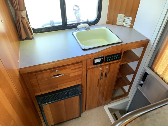 キャンピングカー キャブコン 東和ﾓｰﾀｰｽ ｶｰﾋﾞｨ 冷蔵庫 ｵｰﾆﾝｸﾞ Wﾀｲﾔ
