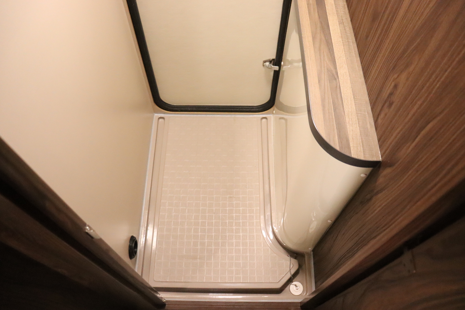 キャンピングカー キャブコン ｶﾑﾛｰﾄﾞ ﾊﾞﾝﾃｯｸ ｺﾙﾄﾞﾊﾞﾝｸｽ 4WD