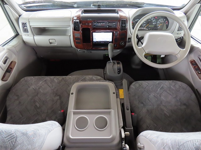 キャンピングカー キャブコン ｶﾑﾛｰﾄﾞ ﾅｯﾂRV ｽﾃｨﾝｸﾞﾚｲ　家庭用ｴｱｺﾝ