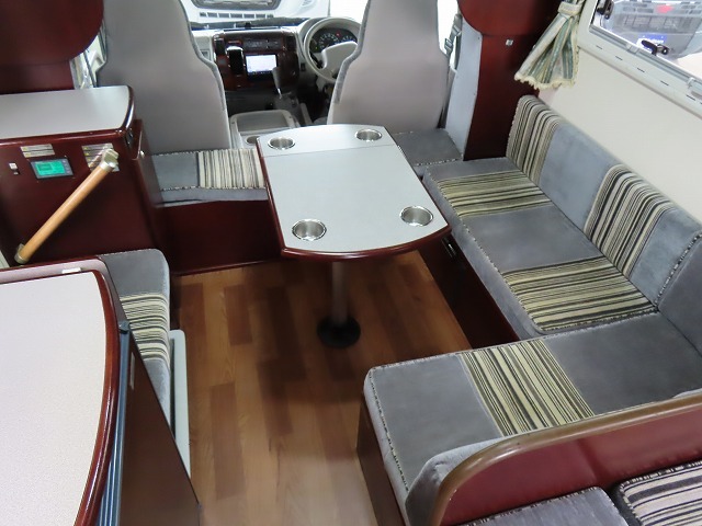 キャンピングカー キャブコン ｶﾑﾛｰﾄﾞ ﾅｯﾂRV ｽﾃｨﾝｸﾞﾚｲ　家庭用ｴｱｺﾝ