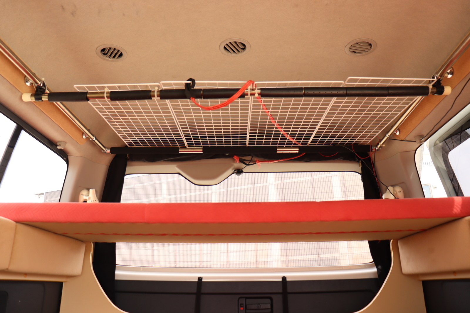 キャンピングカー バンコン ﾊｲｴｰｽ かｰいんてりあ高橋 ﾘﾗｯｸｽﾜｺﾞﾝ 4WD