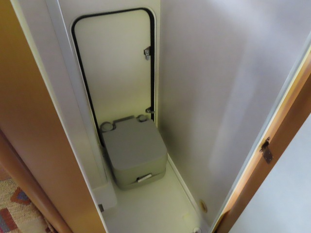 キャンピングカー キャブコン ｶﾑﾛｰﾄﾞ ﾊﾞﾝﾃｯｸ ｺﾙﾄﾞﾊﾞﾝｸｽ ﾘﾁｳﾑBT