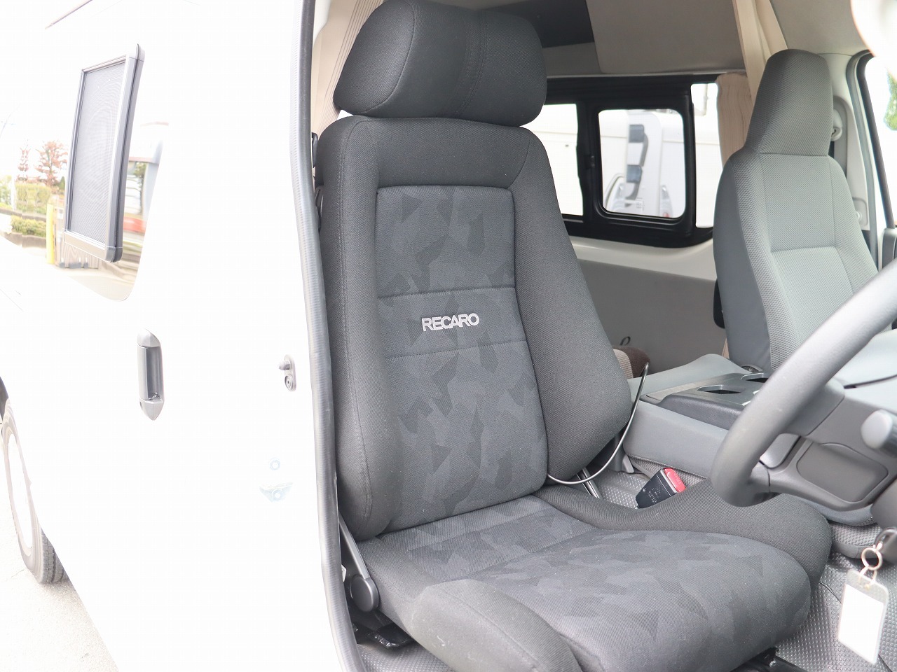 キャンピングカー バンコン ﾊｲｴｰｽ ﾄｲﾌｧｸﾄﾘｰ ﾄｲｽﾞﾎﾞｯｸｽ FF