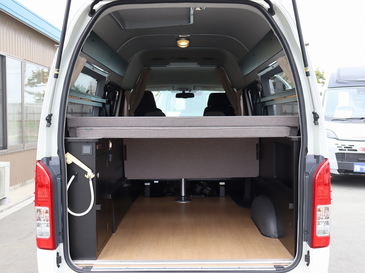 キャンピングカー バンコン ﾊｲｴｰｽ ﾄｲﾌｧｸﾄﾘｰ ﾄｲｽﾞﾎﾞｯｸｽ FF