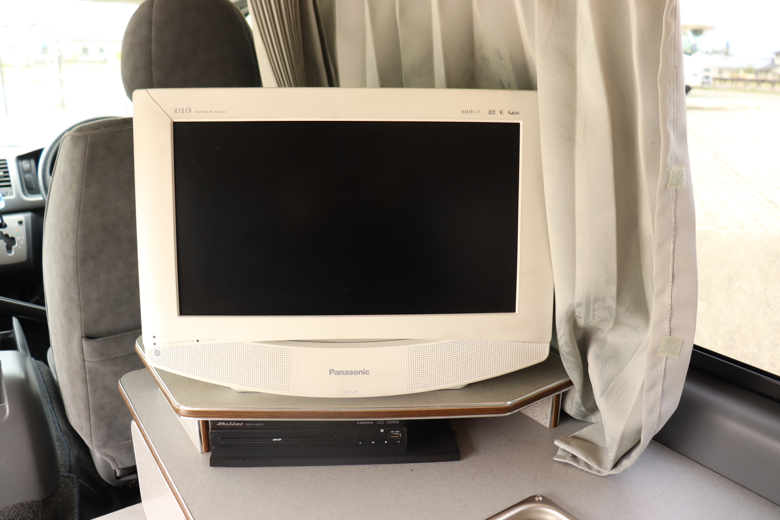 キャンピングカー バンコン ﾊｲｴｰｽかｰいんてりあ高橋 ﾘﾗｯｸｽﾜｺﾞﾝ