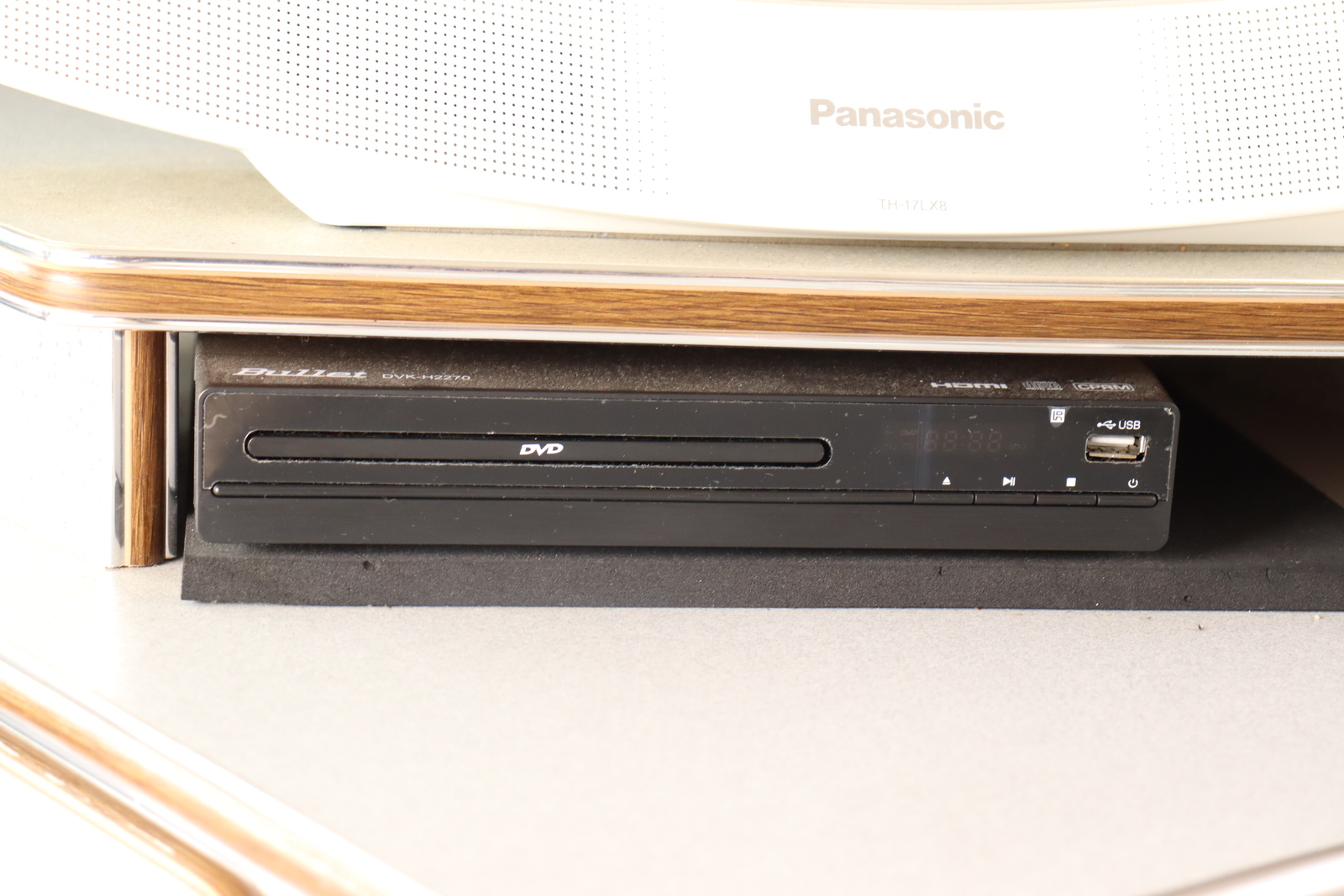 キャンピングカー バンコン ﾊｲｴｰｽかｰいんてりあ高橋 ﾘﾗｯｸｽﾜｺﾞﾝ