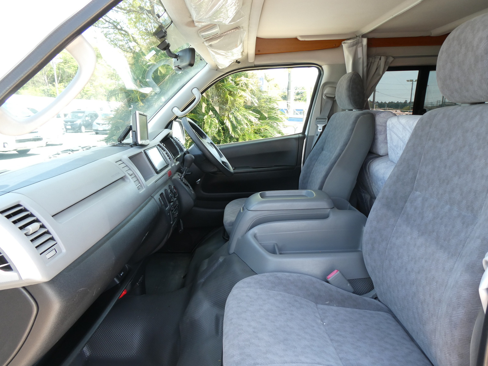 キャンピングカー バンコン ｾｷｿｰﾎﾞﾃﾞｨ　ｱﾍﾟｯｸｽ　新品FF取付済み　冷蔵庫　