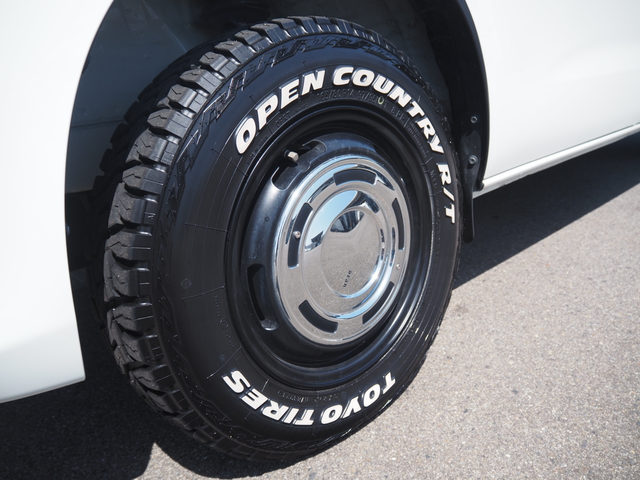 キャンピングカー バンコン ﾀｳﾝｴｰｽ ｻﾝﾀﾛｰｻﾞ ﾓﾉﾛｰｸﾞ 4WD 