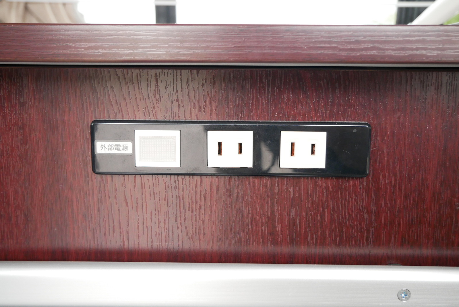 キャンピングカー バンコン ﾚｼﾞｱｽｴｰｽ ﾅｯﾂRV ﾗﾃﾞｨｯｼｭ FFﾋｰﾀｰ