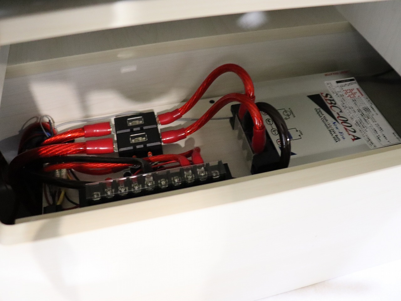 キャンピングカー バンコン ﾊｲｴｰｽ ﾅｯﾂRV ﾘｰｸⅡ 4WD　FF