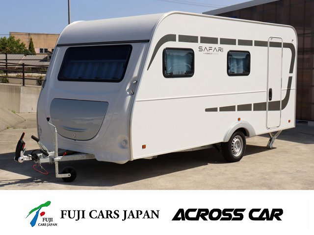 キャンピングカー トレーラー アクロスカー サファリ430DD 新車即納 けん引不要
