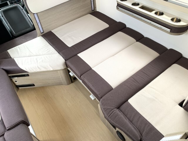 キャンピングカー キャブコン 東和ﾓｰﾀｰｽ ｳﾞｫｰﾝｴｸｽｸﾙｰｼﾌﾞ 家AC ｴﾎﾞ