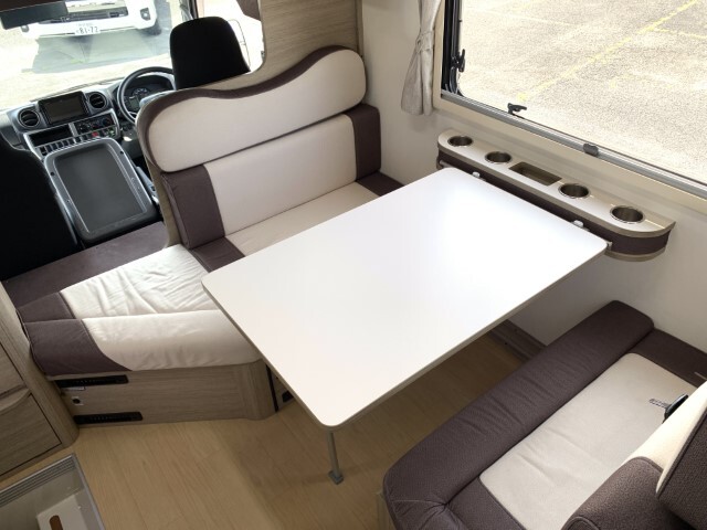 キャンピングカー キャブコン 東和ﾓｰﾀｰｽ ｳﾞｫｰﾝｴｸｽｸﾙｰｼﾌﾞ 家AC ｴﾎﾞ