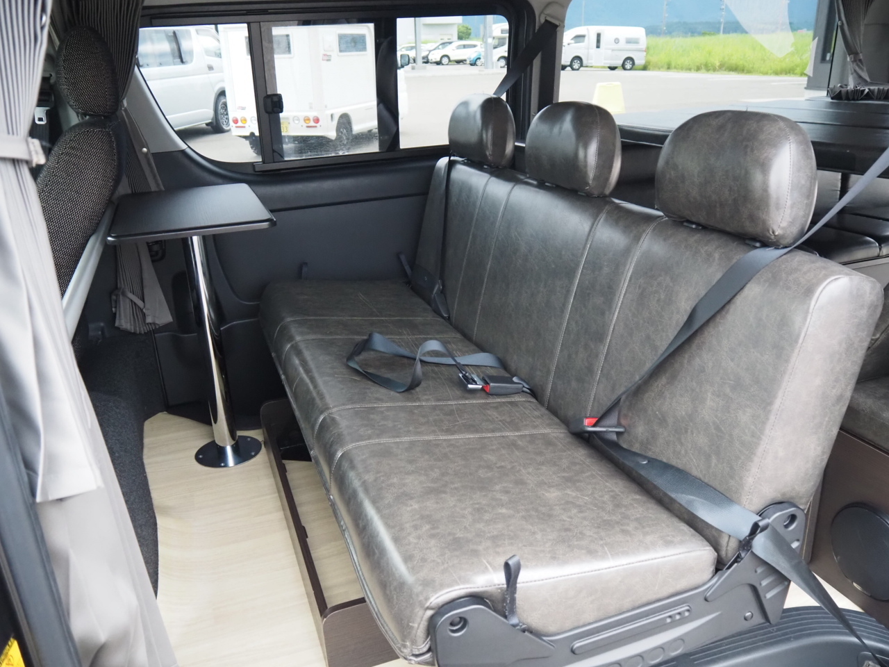 キャンピングカー バンコン ﾊｲｴｰｽ ｹｲﾜｰｸｽ ｸﾗｼｯｸﾊﾞﾝ 4WD 