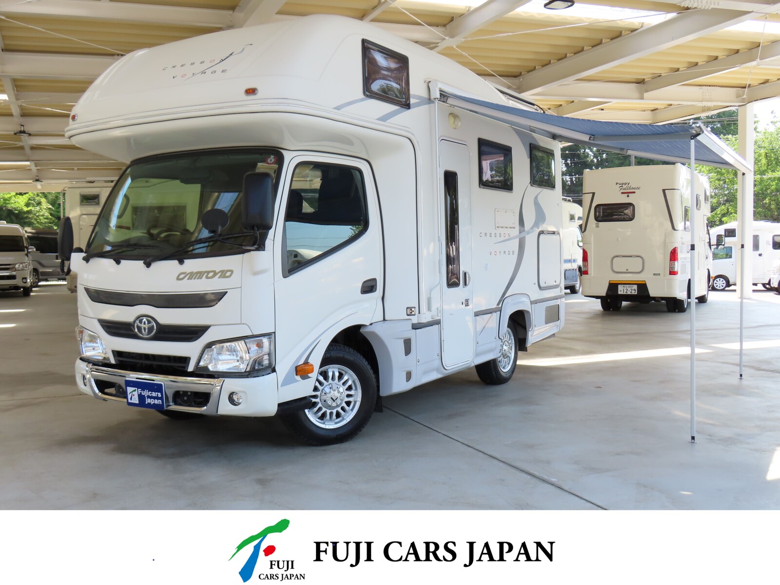 キャンピングカー キャブコン カムロード ナッツRV クレソンボヤージュエボライト