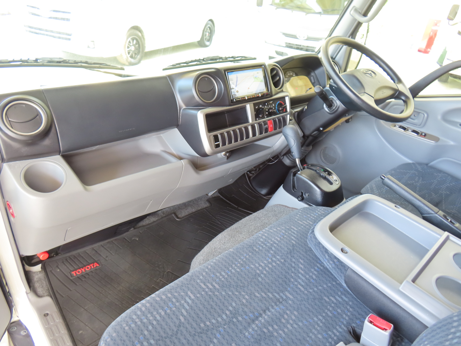 キャンピングカー キャブコン ｶﾑﾛｰﾄﾞ ﾅｯﾂRV ｸﾚｿﾝﾎﾞﾔｰｼﾞｭｴﾎﾞﾗｲﾄ