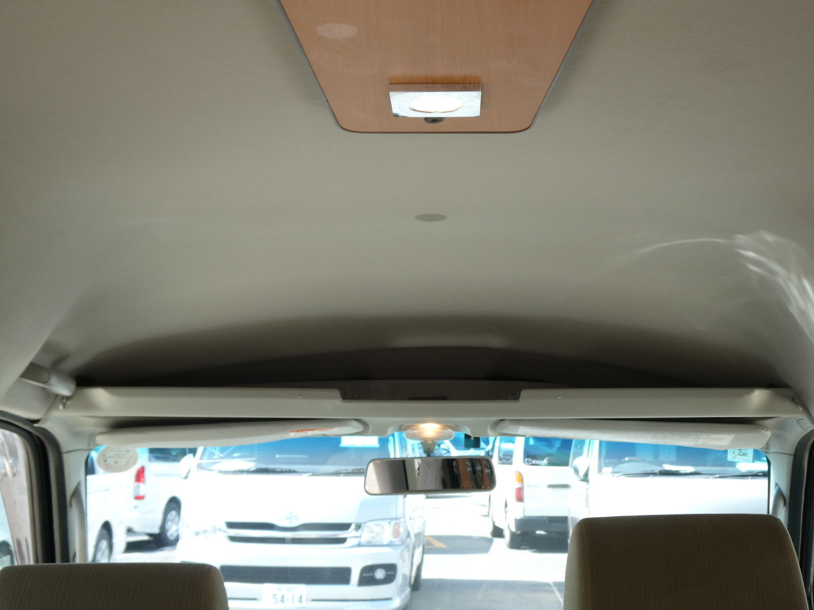 キャンピングカー 軽キャンパー ｶｽﾀﾑﾀｰﾎﾞRS　ﾗｸﾈﾙ　ｻﾌﾞﾊﾞｯﾃﾘｰ　4連換気ﾌｧﾝ