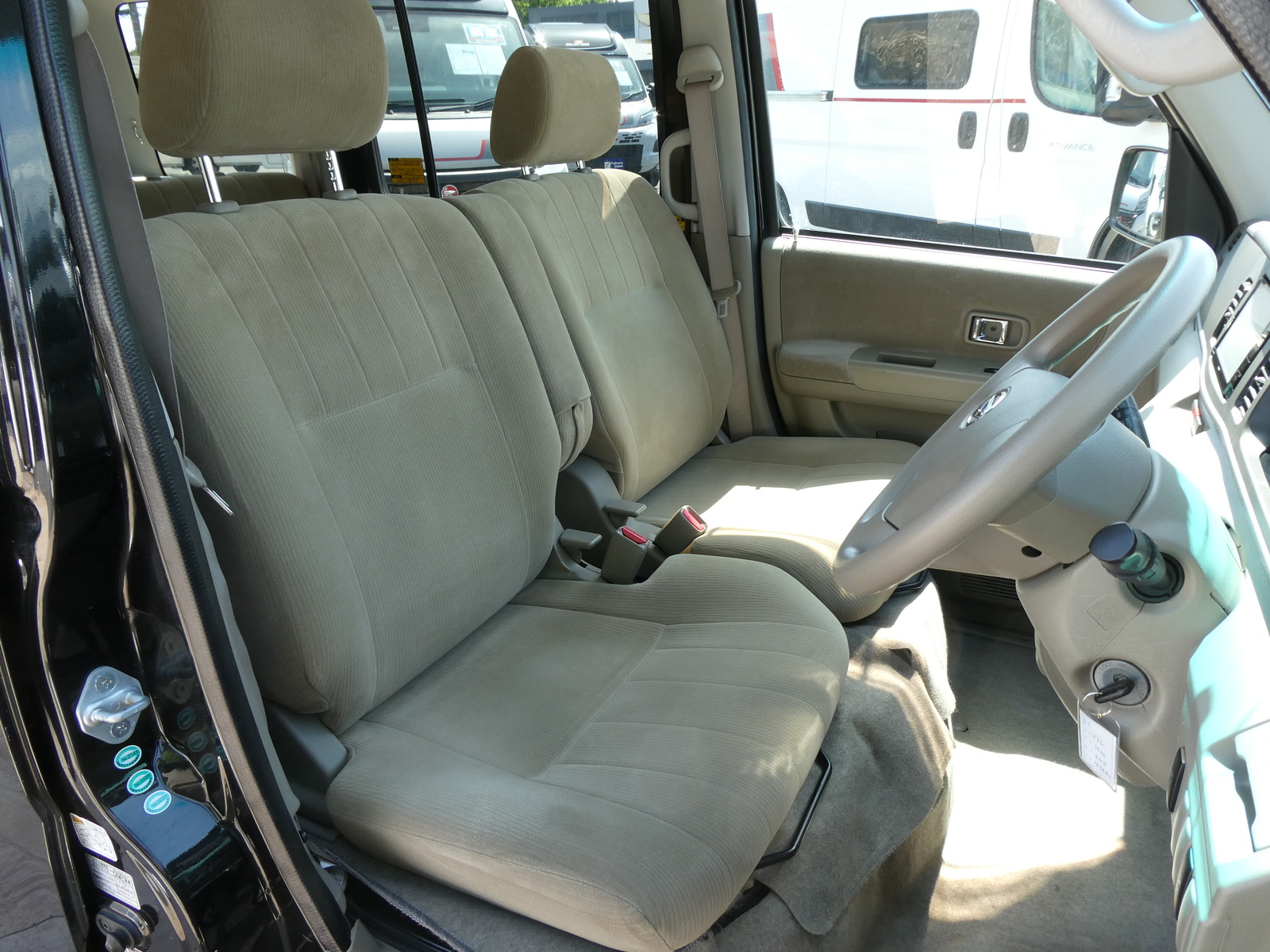 キャンピングカー 軽キャンパー ｶｽﾀﾑﾀｰﾎﾞRS　ﾗｸﾈﾙ　ｻﾌﾞﾊﾞｯﾃﾘｰ　4連換気ﾌｧﾝ