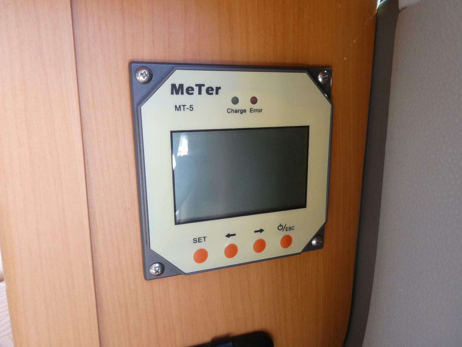 キャンピングカー 軽キャンパー ｶｽﾀﾑﾀｰﾎﾞRS　ﾗｸﾈﾙ　ｻﾌﾞﾊﾞｯﾃﾘｰ　4連換気ﾌｧﾝ