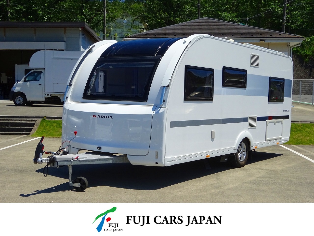 キャンピングカー トレーラー アドリア アドーラ522UP　家エアコン　ムーバー