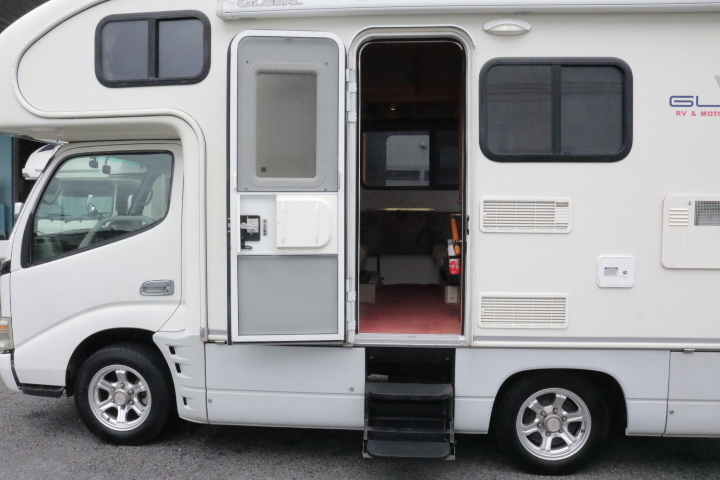 キャンピングカー キャブコン ｶﾑﾛｰﾄﾞ ｸﾞﾛｰﾊﾞﾙ ｷﾝｸﾞ ｿｰﾗｰ 冷蔵庫