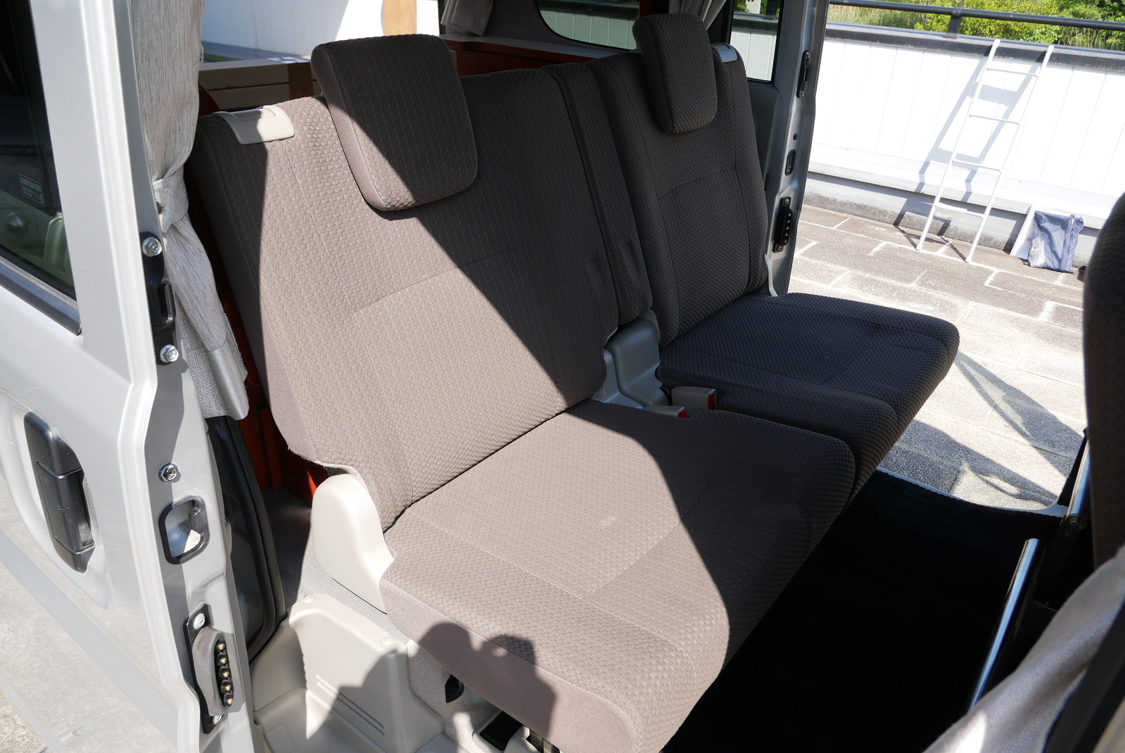 キャンピングカー 軽キャンパー NV100ｸﾘｯﾊﾟｰ ﾅｯﾂRV ｽﾋﾟﾅ 4WD