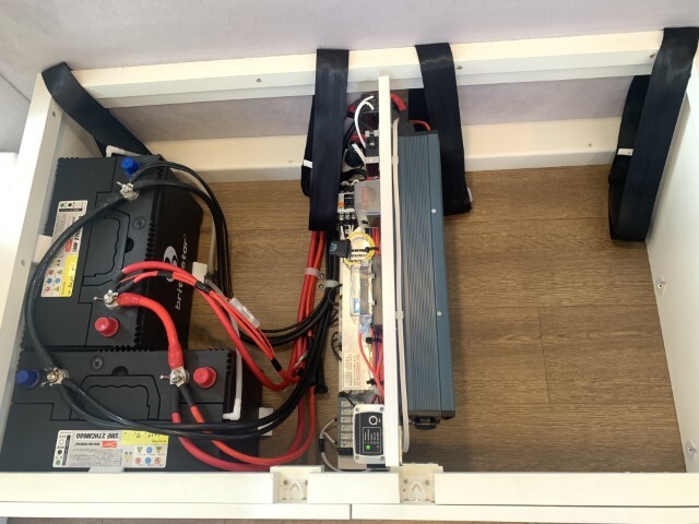 キャンピングカー 軽キャンパー 新相武 ﾓｰﾆﾝｸﾞﾜﾝ ﾎﾟｯﾌﾟUP 12Vｴｱｺﾝ