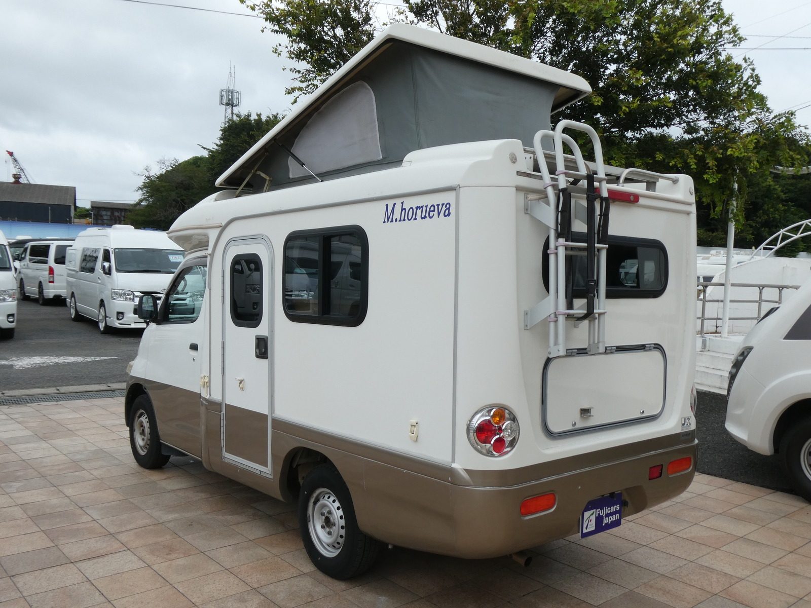キャンピングカー キャブコン 【要現車確認必須】AZ-MAX　ｴﾑﾎﾙｰｳﾞｧ