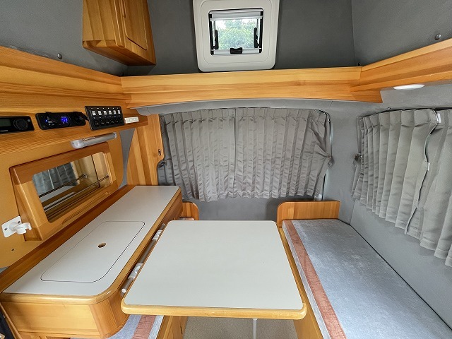 キャンピングカー バンコン NV200ﾊﾞﾈｯﾄ ﾀｺｽ NVｼﾞｬｯｸ　4WD