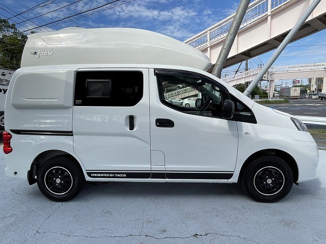 キャンピングカー バンコン NV200ﾊﾞﾈｯﾄ ﾀｺｽ NVｼﾞｬｯｸ　4WD