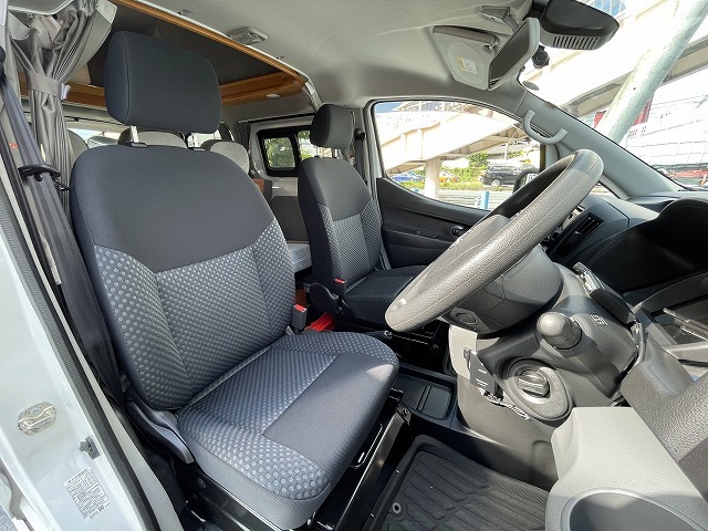 キャンピングカー バンコン NV200ﾊﾞﾈｯﾄ ﾀｺｽ NVｼﾞｬｯｸ　4WD