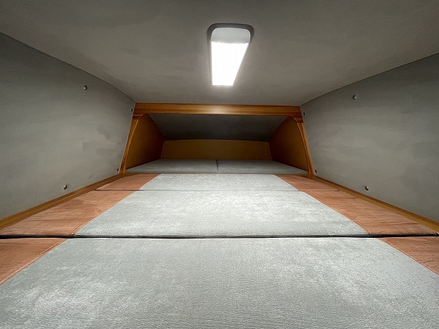 キャンピングカー バンコン NV200ﾊﾞﾈｯﾄ ﾀｺｽ NVｼﾞｬｯｸ　4WD