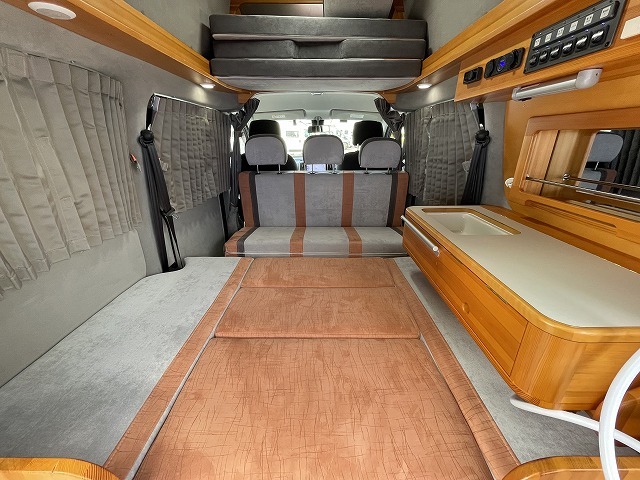 キャンピングカー バンコン NV200ﾊﾞﾈｯﾄ ﾀｺｽ NVｼﾞｬｯｸ　4WD