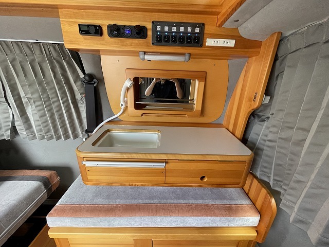 キャンピングカー バンコン NV200ﾊﾞﾈｯﾄ ﾀｺｽ NVｼﾞｬｯｸ　4WD