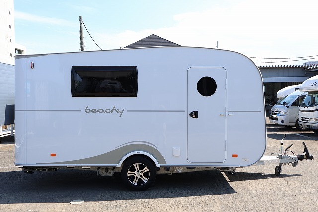 キャンピングカー トレーラー ﾎﾋﾞｰ ﾋﾞｰﾁ480　要牽引免許