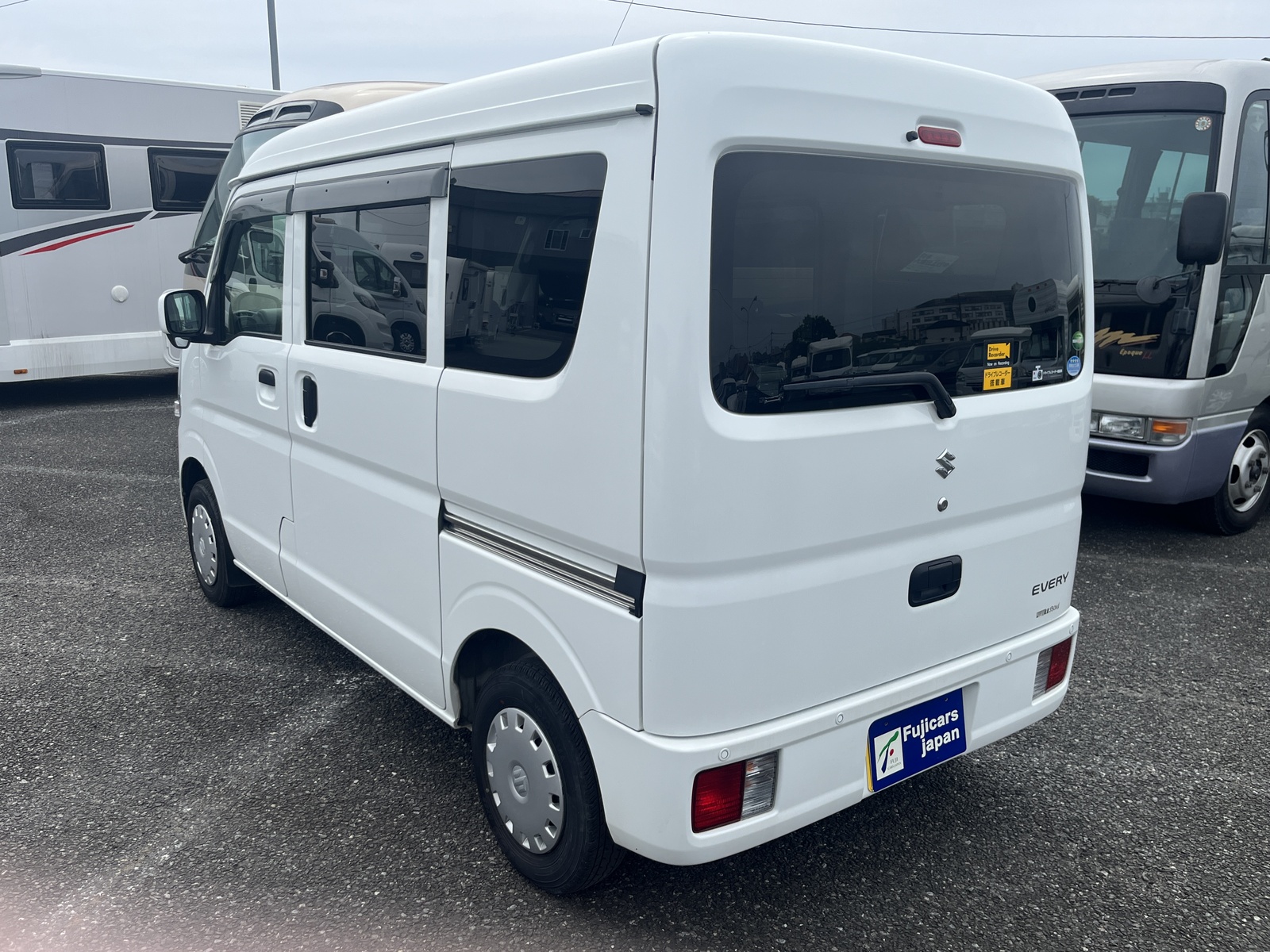 キャンピングカー 軽キャンパー ｴﾌﾞﾘｲ ｱｳｽﾄﾗ ｷｬﾝﾋﾞｰ3 電子ﾚﾝｼﾞ